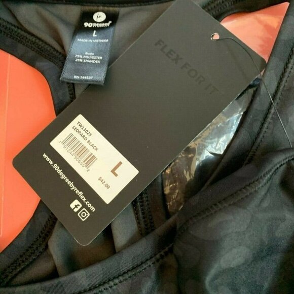 90 Degree L Animal Print Racerback Crop Tank Top - Picture 6 of 6